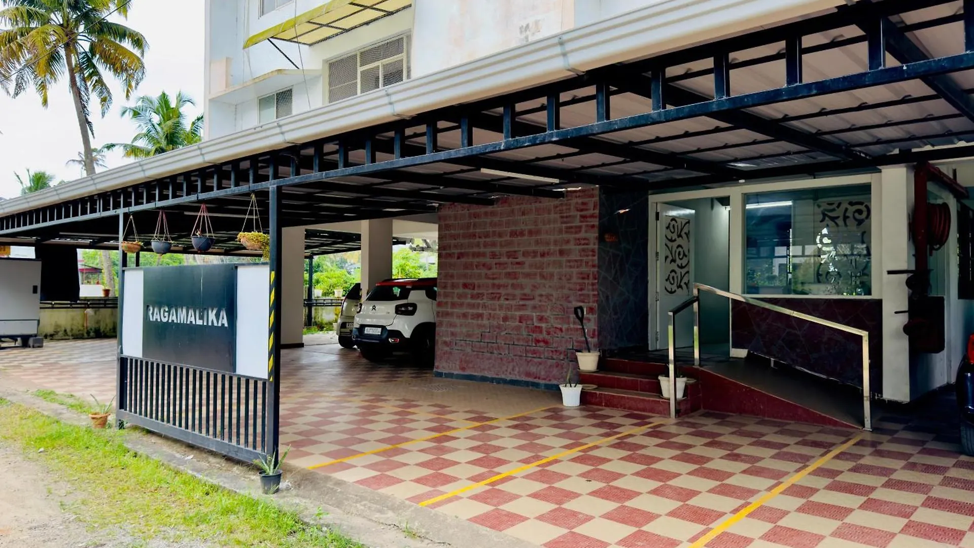 Veu Ragamalika Cochin Near Lakeshore Hospital Kochi Apartment