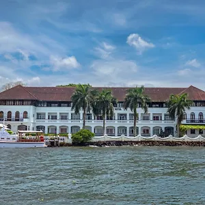 Brunton Boatyard - A Cgh Earth Experience Отель